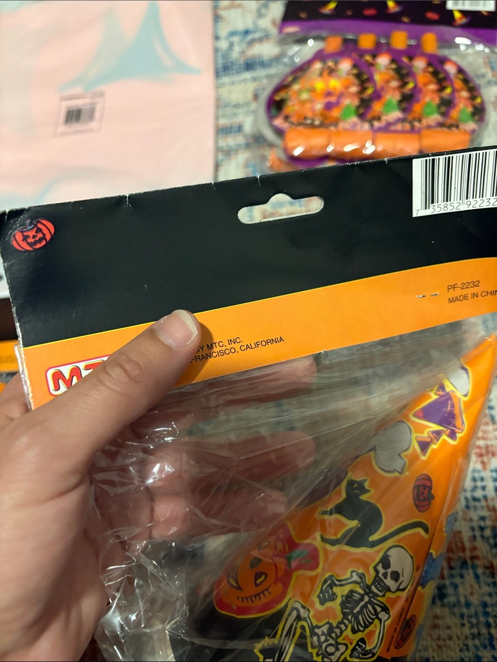 Vintage 90s Deadstock MTC Halloween Party Packs inc. Blowers and Hats NEW - Picture 7 of 8